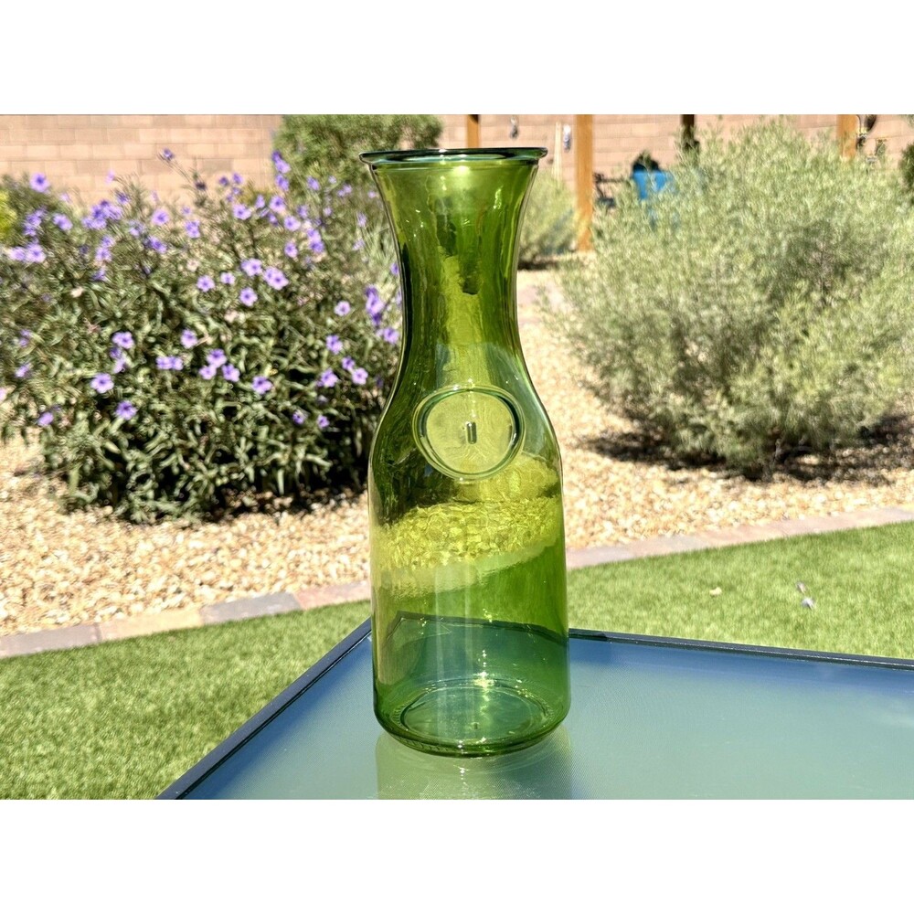 Vintage Carafe green clear glass juice Pitcher decanter jar jug glass 1L 10 1/2"
